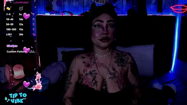 Neko Misaki online show from 11/29/25, 11:46