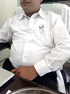 Snapshot of Hot-man39 chatting on 12/04/24, 08:12 Hot-man39 online show from 12/04/24, 08:12