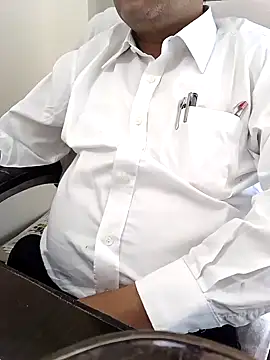 Snapshot of Hot-man39 chatting on 12/05/24, 04:53 Hot-man39 online show from 12/05/24, 04:53