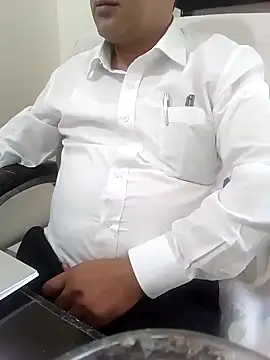 Snapshot of Hot-man39 chatting on 12/09/24, 11:15 Hot-man39 online show from 12/09/24, 11:15