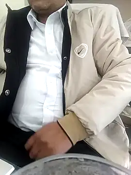 Snapshot of Hot-man39 chatting on 12/13/24, 05:49 Hot-man39 online show from 12/13/24, 05:49