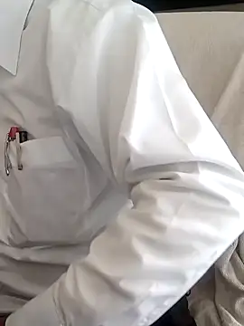 Snapshot of Hot-man39 chatting on 12/18/24, 09:25 Hot-man39 online show from 12/18/24, 09:25