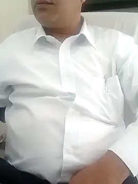 Snapshot of Hot-man39 chatting on 12/23/24, 05:28 Hot-man39 online show from 12/23/24, 05:28