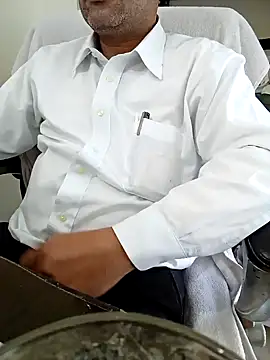 Snapshot of Hot-man39 chatting on 01/09/25, 09:48 Hot-man39 online show from 01/09/25, 09:48