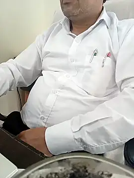 Snapshot of Hot-man39 chatting on 02/01/25, 06:00 Hot-man39 online show from 02/01/25, 06:00