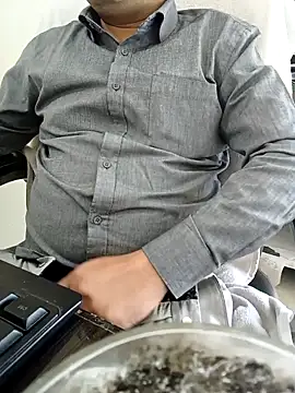 Snapshot of Hot-man39 chatting on 02/22/25, 10:51 Hot-man39 online show from 02/22/25, 10:51