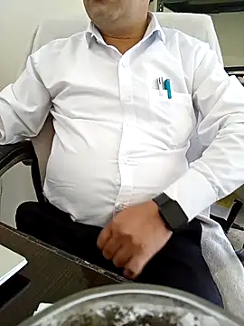 Snapshot of Hot-man39 chatting on 03/07/25, 06:24 Hot-man39 online show from 03/07/25, 06:24