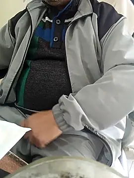 Snapshot of Hot-man39 chatting on 12/14/25, 07:25 Hot-man39 online show from 12/14/25, 07:25