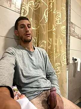 Gionnytav online show from 10/18/25, 06:37