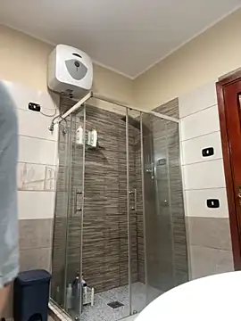 Gionnytav online show from 11/26/25, 03:57