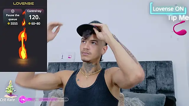 Snapshot of JAYCOB00 chatting on 12/23/24, 01:40 JAYCOB00 online show from 12/23/24, 01:40