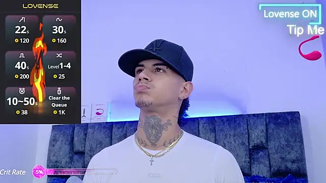 Snapshot of JAYCOB00 chatting on 02/07/25, 02:40 JAYCOB00 online show from 02/07/25, 02:40