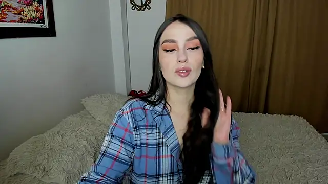 teseo and afroditha  online show from 02/22/25, 04:07