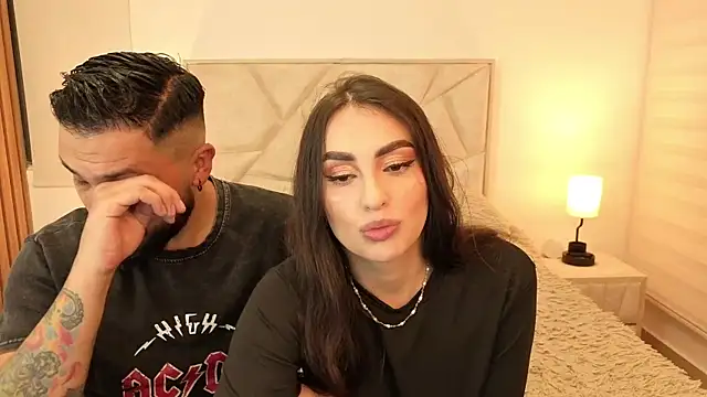 teseo and afroditha  online show from 10/21/25, 04:24