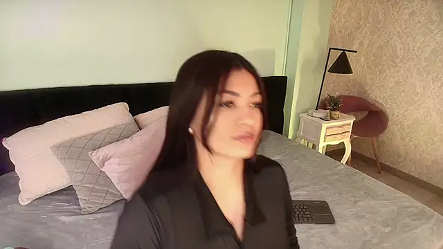 EvaaStevens online show from 10/06/25, 02:47