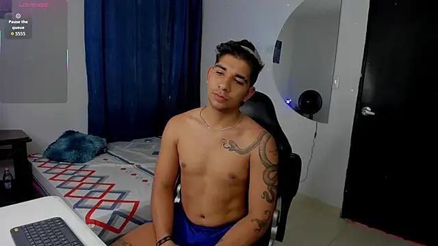 valentino santoss online show from 10/06/25, 02:36