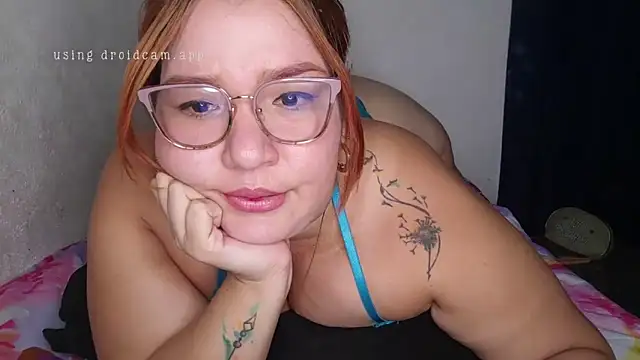 Snapshot of adhara-daaal chatting on 11/26/25, 05:19 adhara-daaal online show from 11/26/25, 05:19