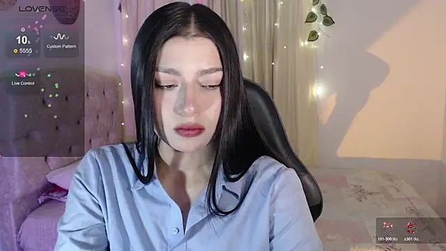 mily thomson b  online show from 07/17/26, 11:53