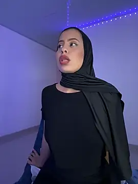 Snapshot of JannaNader12 chatting on 02/09/25, 10:32 JannaNader12 online show from 02/09/25, 10:32