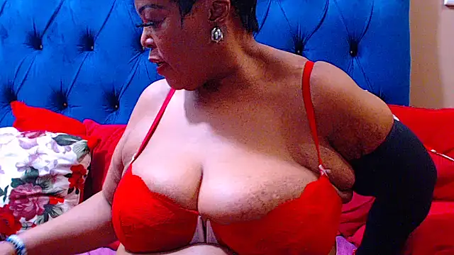 ebonycandy10 online show from 11/30/25, 04:22