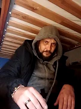 Snapshot of casanuevo chatting on 11/19/25, 05:13 casanuevo online show from 11/19/25, 05:13