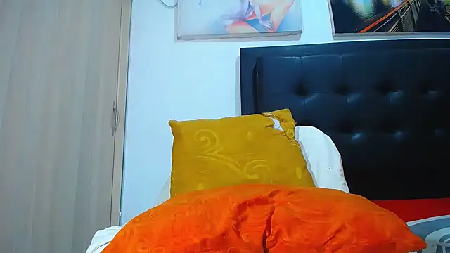 Snapshot of Jhhan234 chatting on 10/11/25, 04:01 Jhhan234 online show from 10/11/25, 04:01