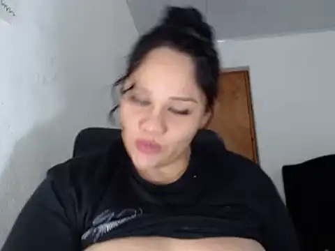 Snapshot of melissa4855 chatting on 01/12/25, 03:39 melissa4855 online show from 01/12/25, 03:39