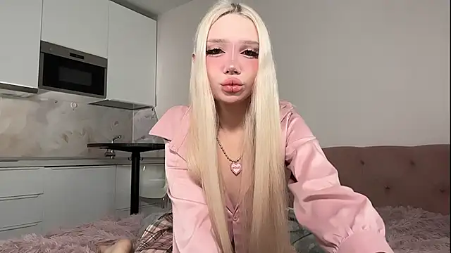 diaqua online show from 11/13/25, 12:42