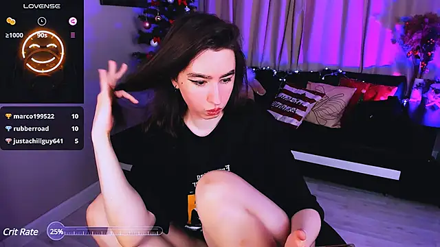 Snapshot of Lily_xBabe chatting on 12/25/24, 10:06 Lily xBabe online show from 12/25/24, 10:06