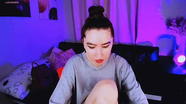 Snapshot of Lily_xBabe chatting on 09/11/25, 08:25 Lily xBabe online show from 09/11/25, 08:25