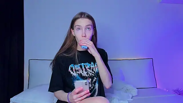 haileyishere online show from 03/19/25, 07:06