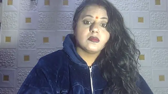 Sexy komolika online show from 02/06/25, 04:25