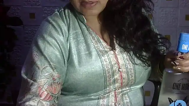 Sexy komolika online show from 02/09/25, 07:52