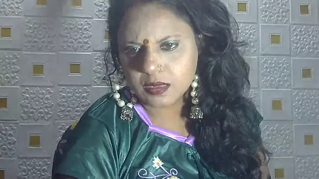 Sexy komolika online show from 03/18/25, 05:21