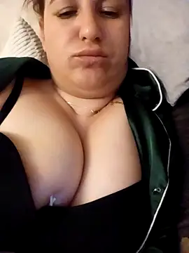 BlackVBarbie online show from 09/08/25, 10:20