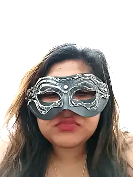 littlequeen77 online show from 02/05/25, 06:24