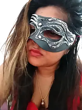 littlequeen77 online show from 02/10/25, 12:18