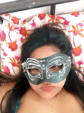 littlequeen77 online show from 02/23/25, 02:35