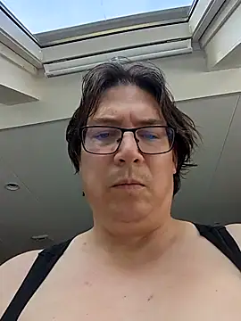 owned by goddess laurie online show from 06/22/26, 02:58