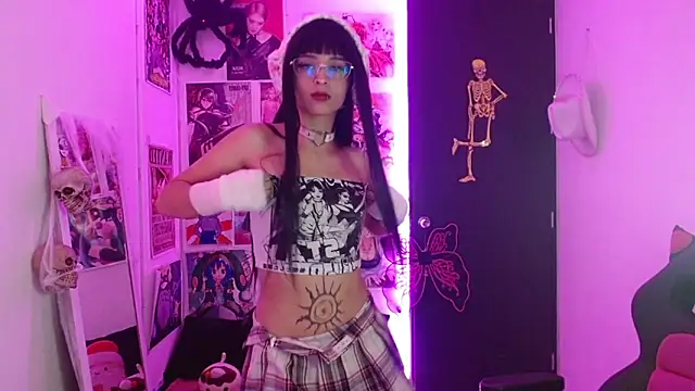 Kind Scarlett online show from 11/15/25, 02:31