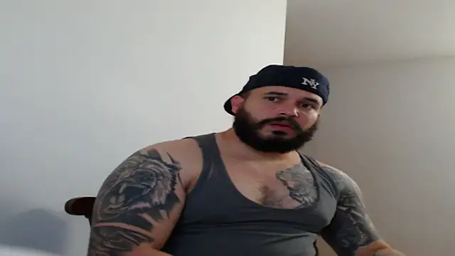 alexandergranda71 online show from 02/18/25, 12:04