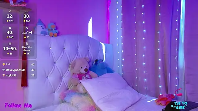 HECATE 23 online show from 01/14/25, 07:21