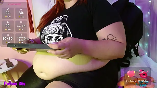 Snapshot of HECATE_23 chatting on 01/15/25, 01:09 HECATE 23 online show from 01/15/25, 01:09