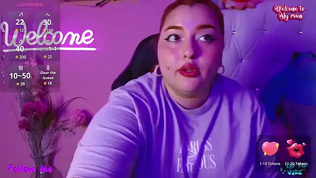 Snapshot of HECATE_23 chatting on 01/27/25, 01:19 HECATE 23 online show from 01/27/25, 01:19