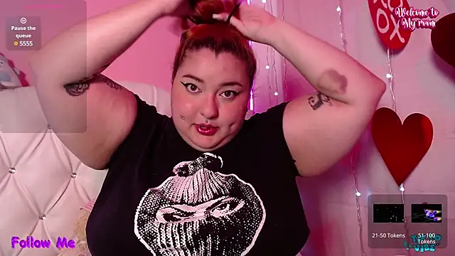 Snapshot of HECATE_23 chatting on 03/12/25, 01:08 HECATE 23 online show from 03/12/25, 01:08