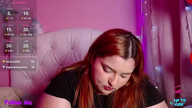 Snapshot of HECATE_23 chatting on 03/15/25, 04:10 HECATE 23 online show from 03/15/25, 04:10