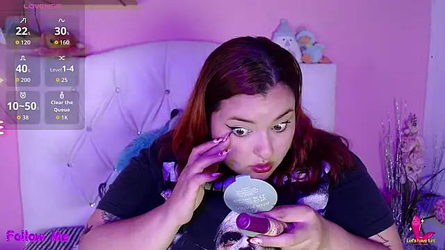 Snapshot of HECATE_23 chatting on 09/29/25, 02:11 HECATE 23 online show from 09/29/25, 02:11