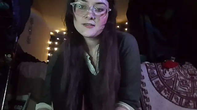 EyaDivine1 online show from 01/12/25, 05:45