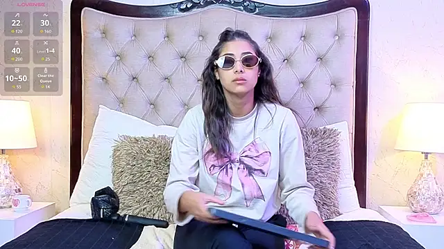 Snapshot of MontVta chatting on 01/17/26, 12:10 MontVta online show from 01/17/26, 12:10