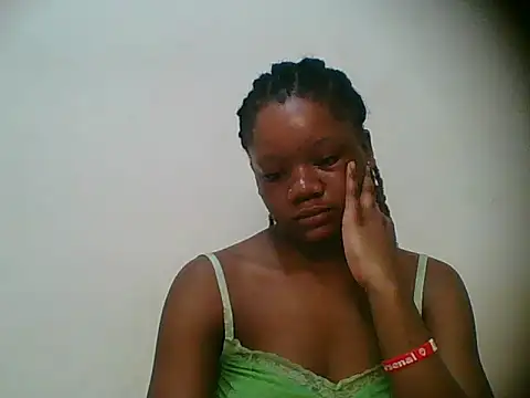 Snapshot of HotJeylee chatting on 11/12/25, 11:03 HotJeylee online show from 11/12/25, 11:03